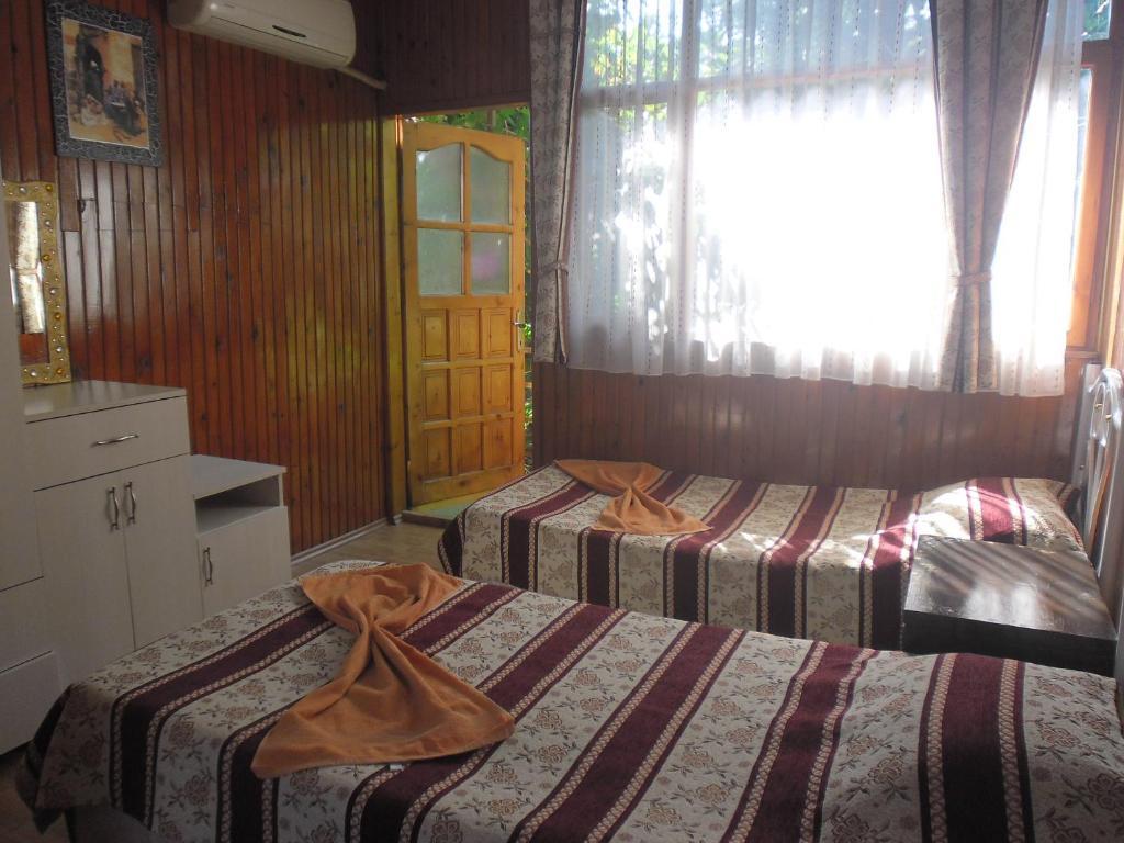 Lazer Pension Antalya Room photo